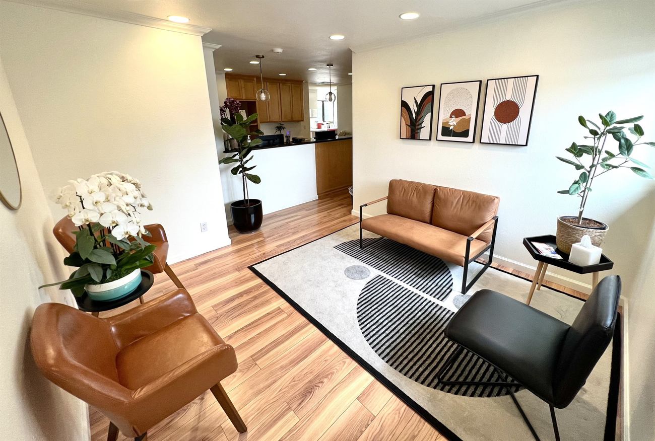 Our waiting area at Watsonville Endodontics